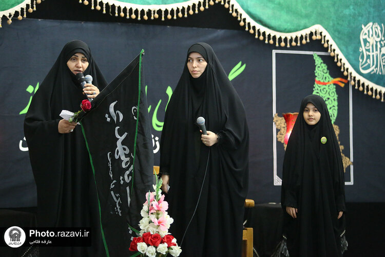 عزاداری زنان نوغان در حرم مطهر رضوی