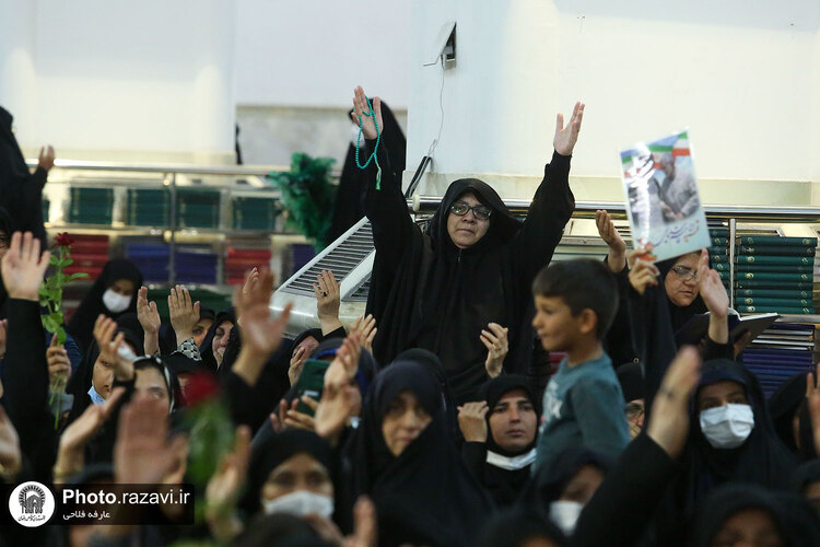 عزاداری زنان نوغان در حرم مطهر رضوی