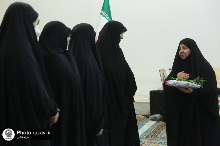 عزاداری زنان نوغان در حرم مطهر رضوی