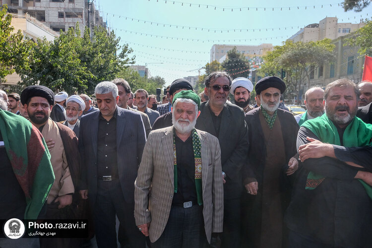 تشییع پیکر حاج سید رضا موید خراسانی در حرم مطهر رضوی