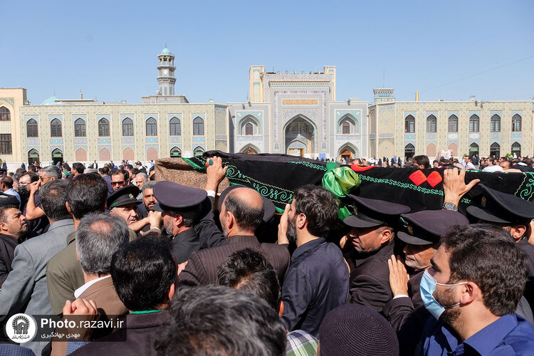 تشییع پیکر حاج سید رضا موید خراسانی در حرم مطهر رضوی