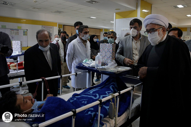 بازدید تولیت آستان قدس رضوی از بیمارستان منتصریه
