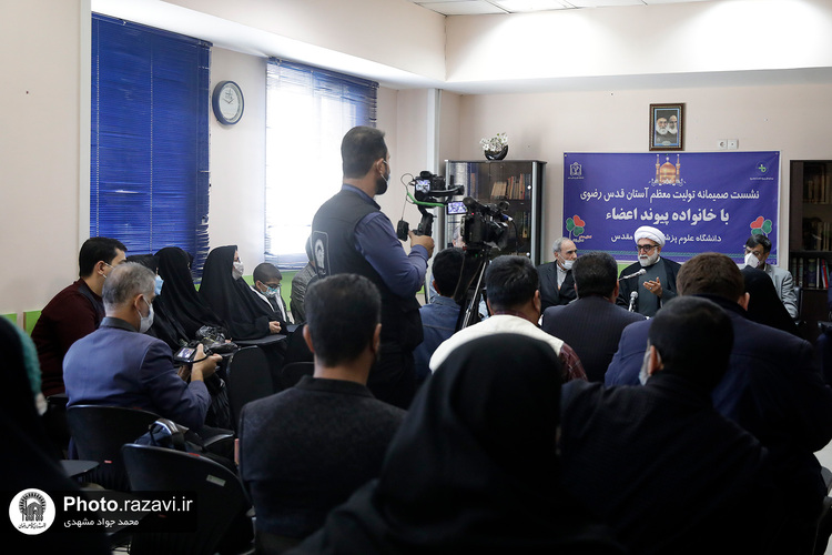 بازدید تولیت آستان قدس رضوی از بیمارستان منتصریه