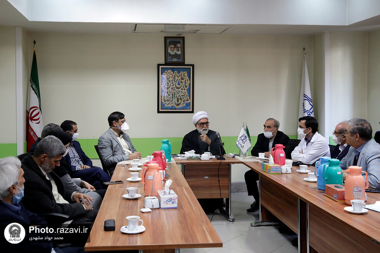 بازدید تولیت آستان قدس رضوی از بیمارستان منتصریه