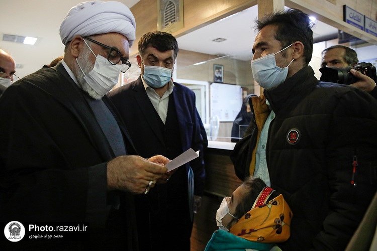 بازدید تولیت آستان قدس رضوی از بیمارستان منتصریه