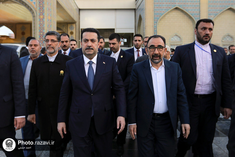 دیدار نخست وزیر عراق با تولیت آستان قدس رضوی