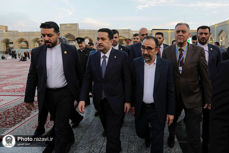 دیدار نخست وزیر عراق با تولیت آستان قدس رضوی