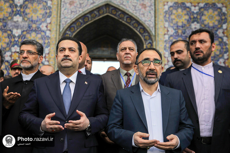 دیدار نخست وزیر عراق با تولیت آستان قدس رضوی