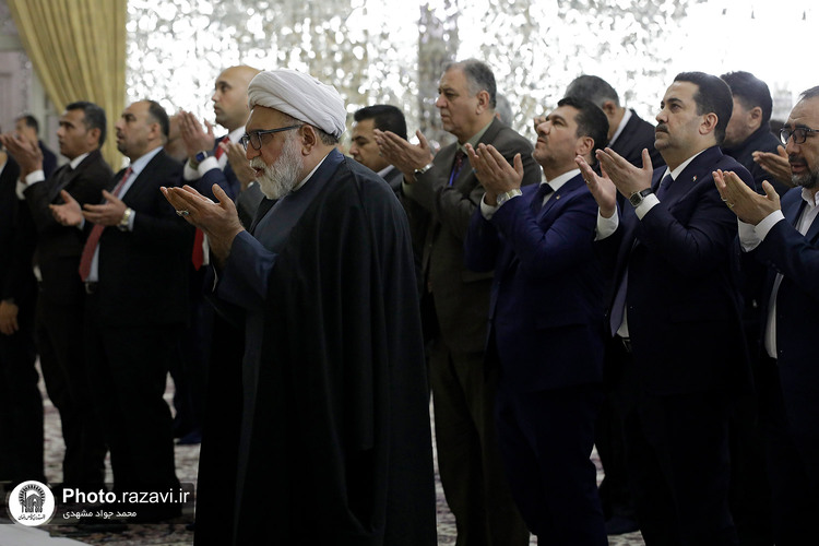 دیدار نخست وزیر عراق با تولیت آستان قدس رضوی