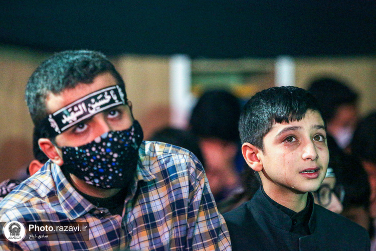 مراسم تشییع پیکر شهید گمنام دفاع مقدس در دبیرستان پسرانه واحد 3 امام رضا(علیه‌السلام)