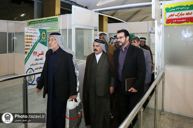 مراسم استقبال از موکب‌داران عراقی توسط خدام حرم مطهر رضوی