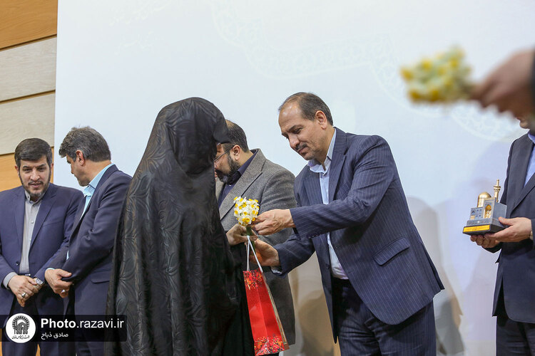 تقدیر از فعالان امور تربیتی مدارس امام رضا علیه السلام