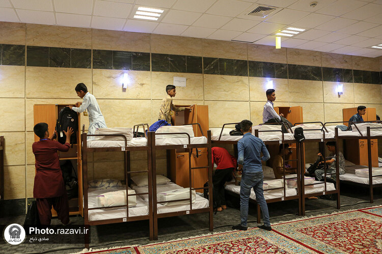 تشرف دانش‌آموزان زیارت اولی استان کرمان به مشهد مقدس