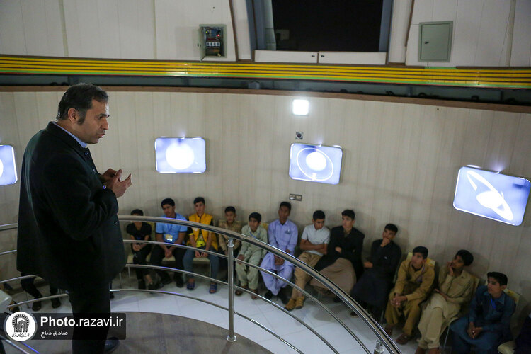 تشرف دانش‌آموزان زیارت اولی استان کرمان به مشهد مقدس