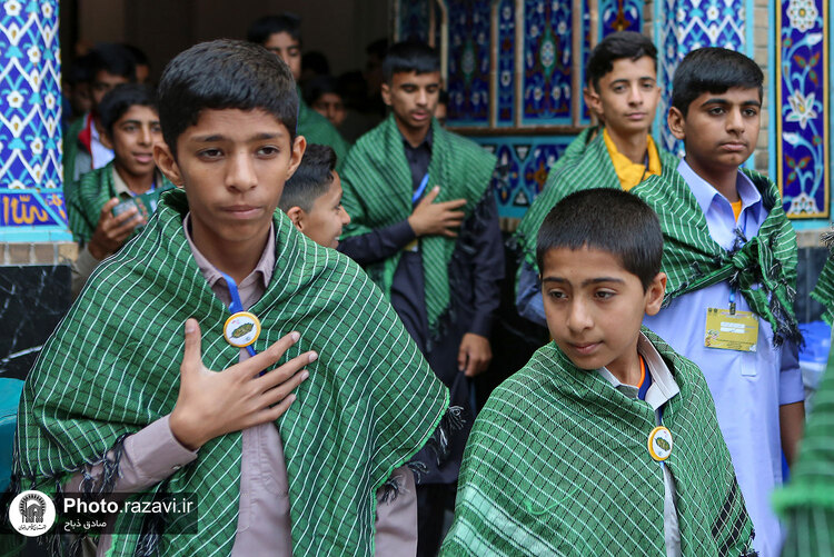 تشرف دانش‌آموزان زیارت اولی استان کرمان به مشهد مقدس