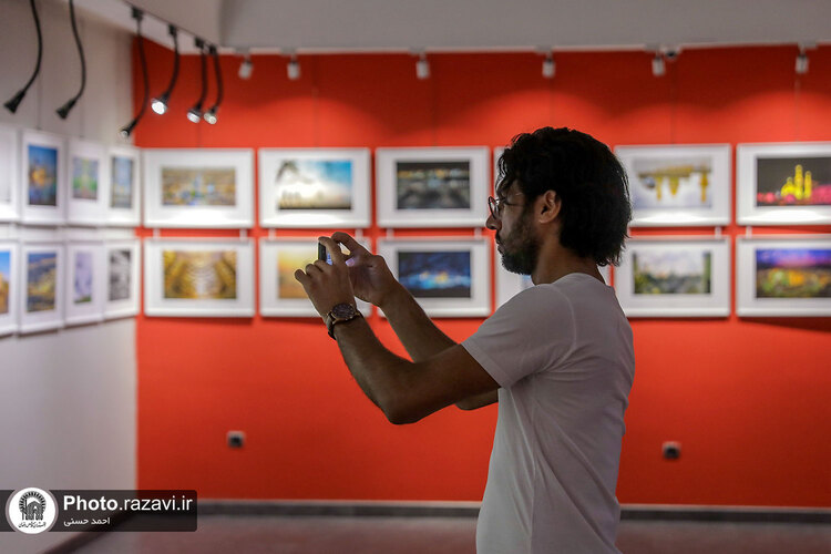 افتتاح نمایشگاه آثار نخستین دوره جشنواره عکس مزارات