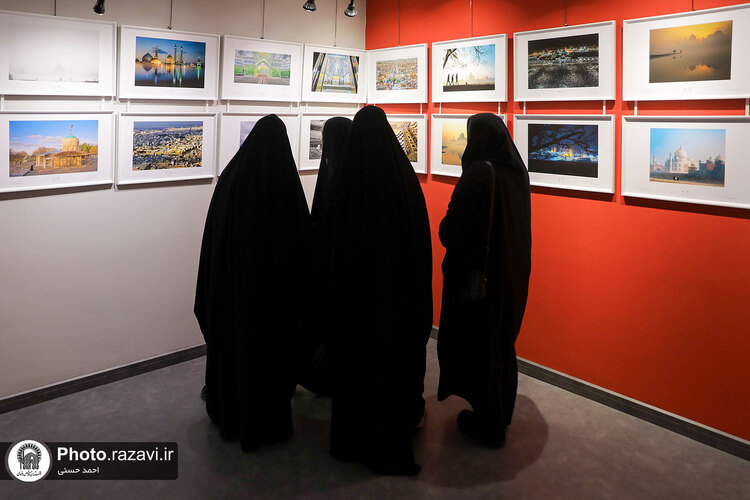 افتتاح نمایشگاه آثار نخستین دوره جشنواره عکس مزارات