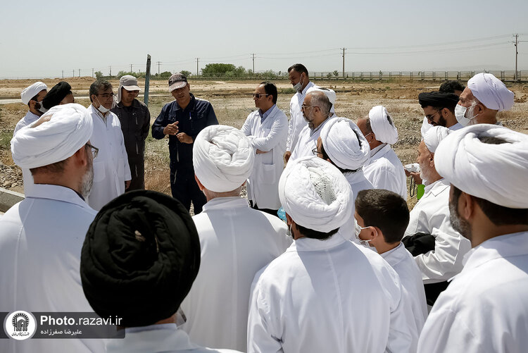 بازدید مشاوران وقف و نذر از واحدهای کشاورزی، لبنی و دامپروری رضوی