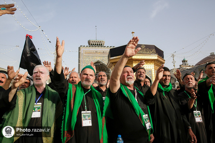 تشرف کاروان موکب‌داران عراقی به حرم مطهر رضوی