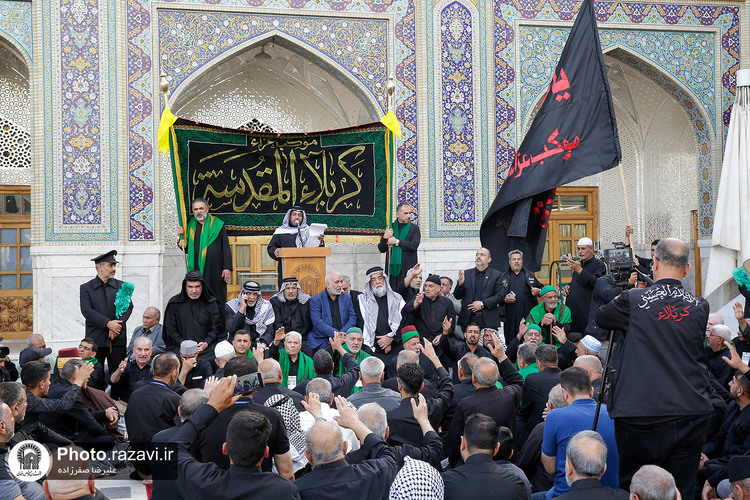 تشرف کاروان موکب‌داران عراقی به حرم مطهر رضوی