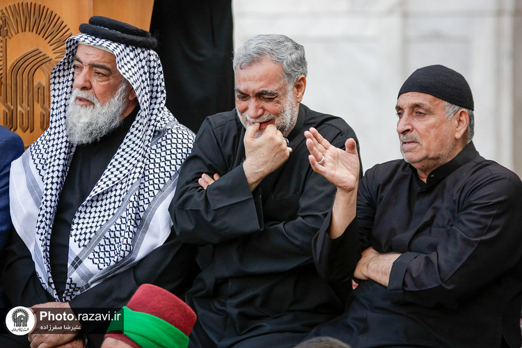 تشرف کاروان موکب‌داران عراقی به حرم مطهر رضوی