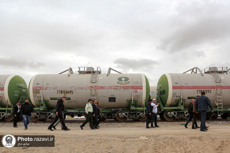 بازدید مدیران مناطق آزاد کشور تاجیکستان از منطقه ویژه اقتصادی سرخس
