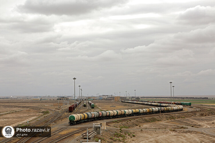 بازدید مدیران مناطق آزاد کشور تاجیکستان از منطقه ویژه اقتصادی سرخس