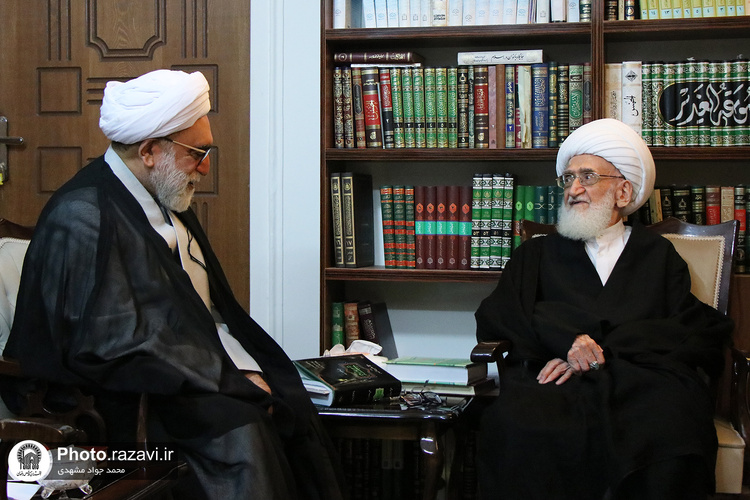 دیدار تولیت آستان قدس رضوی با مراجع تقلید در قم
