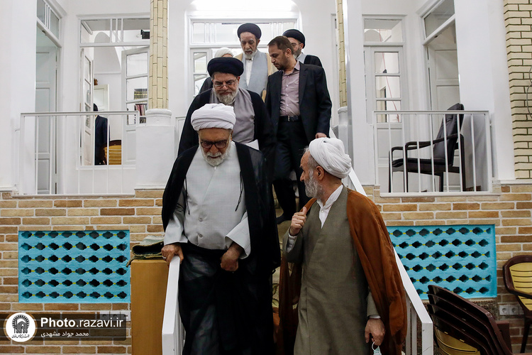 دیدار تولیت آستان قدس رضوی با مراجع تقلید در قم
