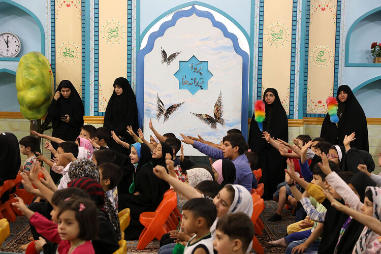 جشن روز ولادت امام رضا(علیه‌السلام) در کبوترانه