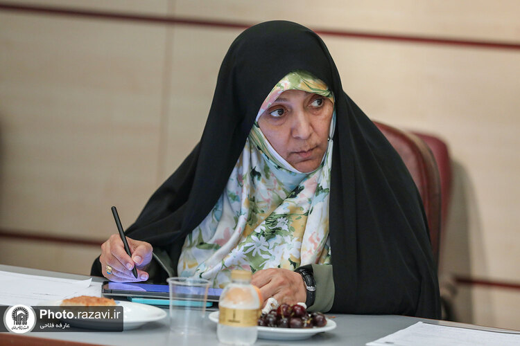 نشست تخصصی اعضای کمیته علمی پنجمین کنگره جهانی حضرت رضا علیه السلام