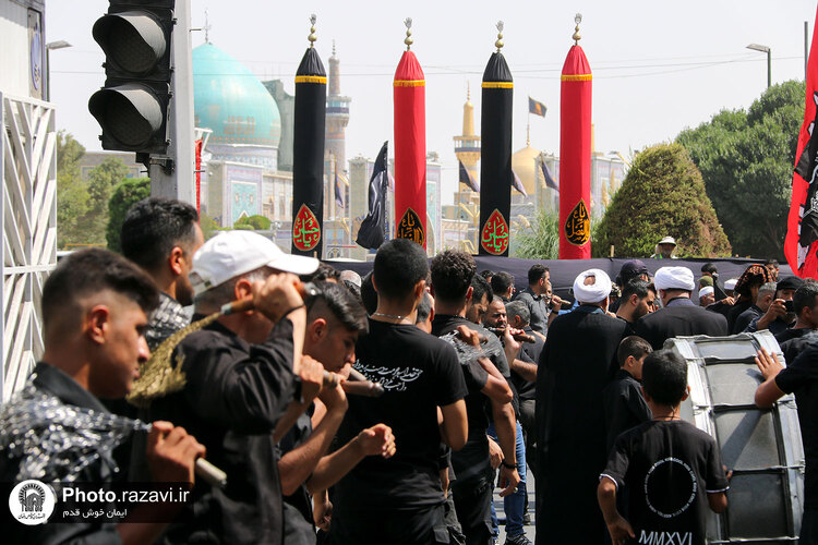 عزاداری روز تاسوعای حسینی در حرم مطهر رضوی