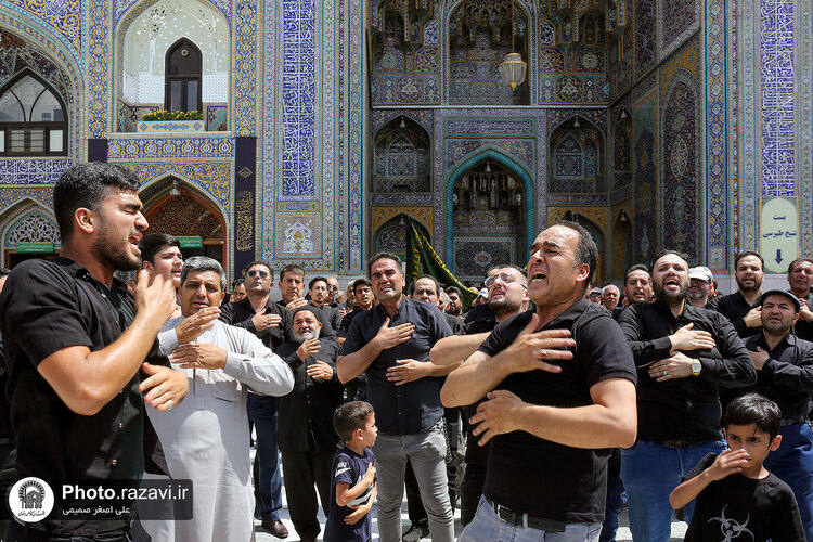 عزاداری روز تاسوعای حسینی در حرم مطهر رضوی