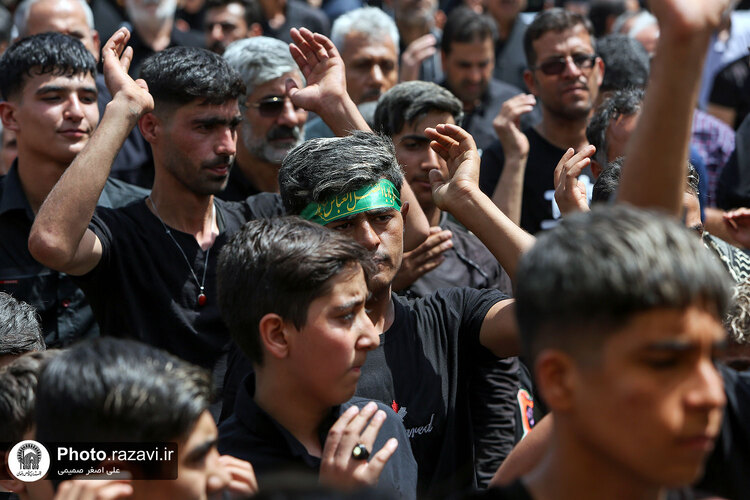 عزاداری روز تاسوعای حسینی در حرم مطهر رضوی