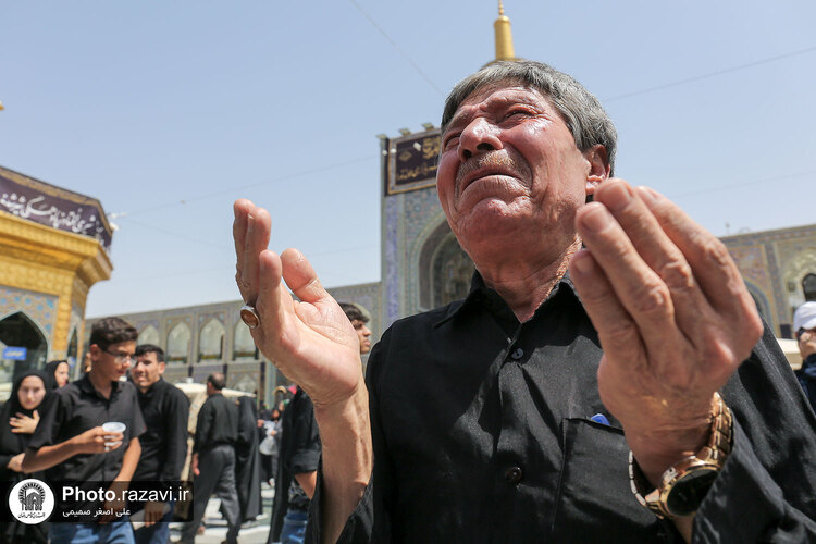 عزاداری روز تاسوعای حسینی در حرم مطهر رضوی