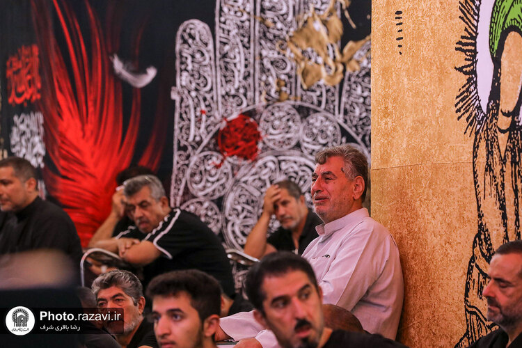 مقتل خوانی روز عاشورا ویژه زائران عرب زبان در حرم مطهر رضوی