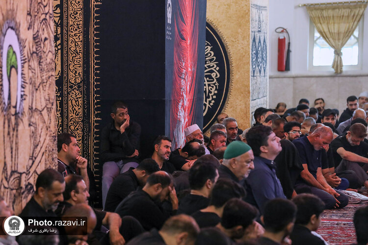 مقتل خوانی روز عاشورا ویژه زائران عرب زبان در حرم مطهر رضوی