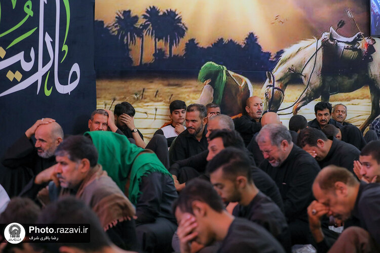 مقتل خوانی روز عاشورا ویژه زائران عرب زبان در حرم مطهر رضوی
