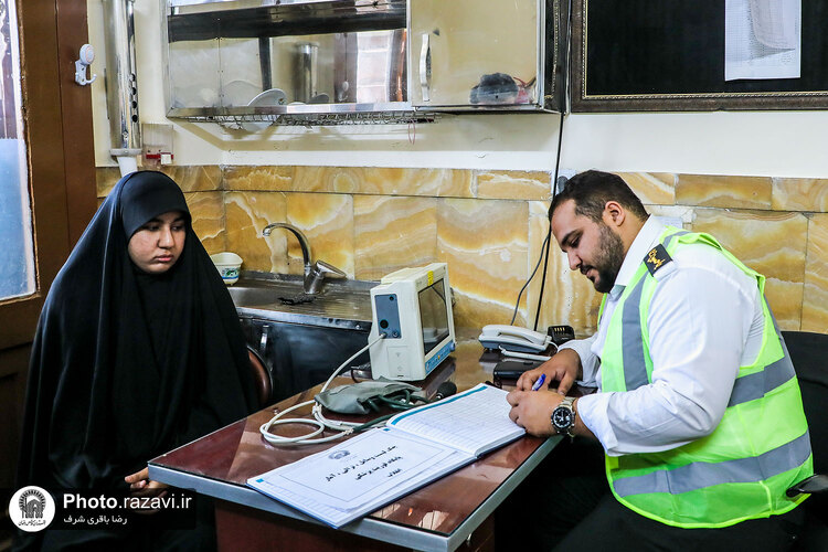 خدمت رسانی پایگاه‌های فوریت‌های پزشکی حرم مطهر رضوی