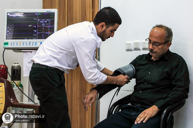 خدمت رسانی پایگاه‌های فوریت‌های پزشکی حرم مطهر رضوی