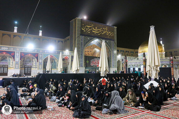 محفل عزاداری اهالی رسانه و فعالان فضای مجازی در حرم مطهر رضوی