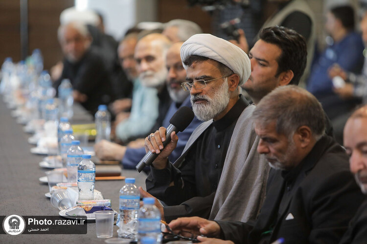 مراسم اهداء نذورات اربعین حسینی به موکب داران