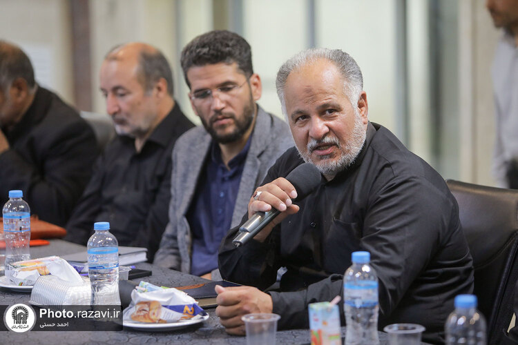 مراسم اهداء نذورات اربعین حسینی به موکب داران