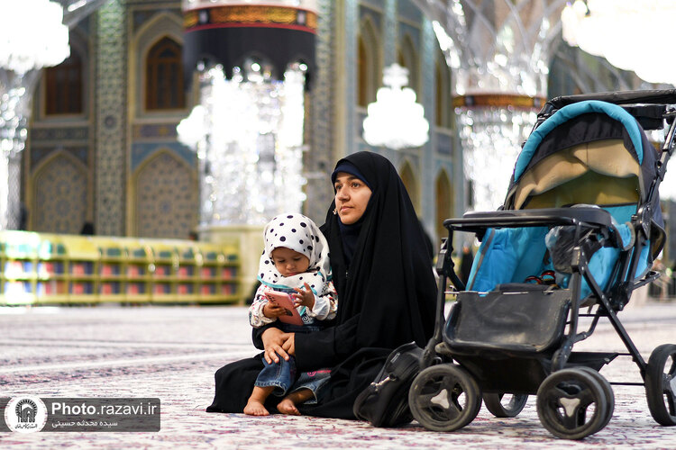 ویژه برنامه دختران حسینی در حرم مطهر رضوی