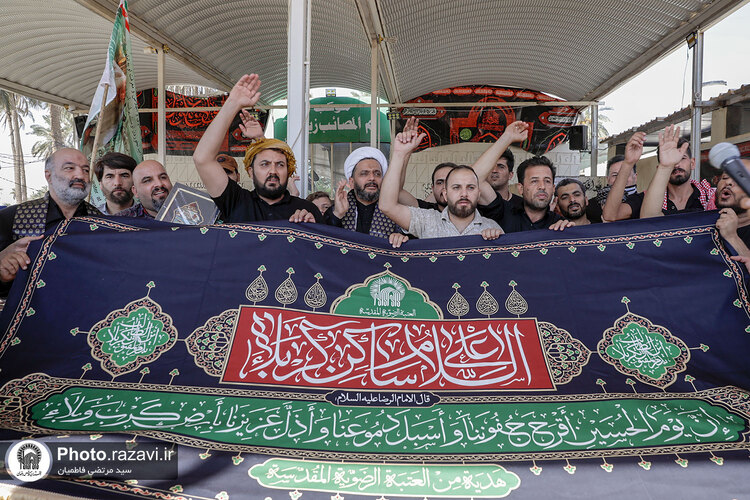 توزیع بسته‌های متبرک رضوی به موکب‌داران اربعین حسینی