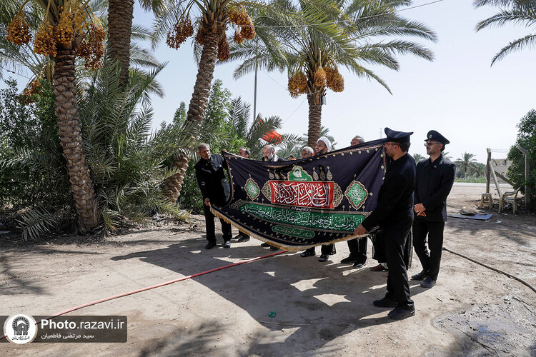 توزیع بسته‌های متبرک رضوی به موکب‌داران اربعین حسینی