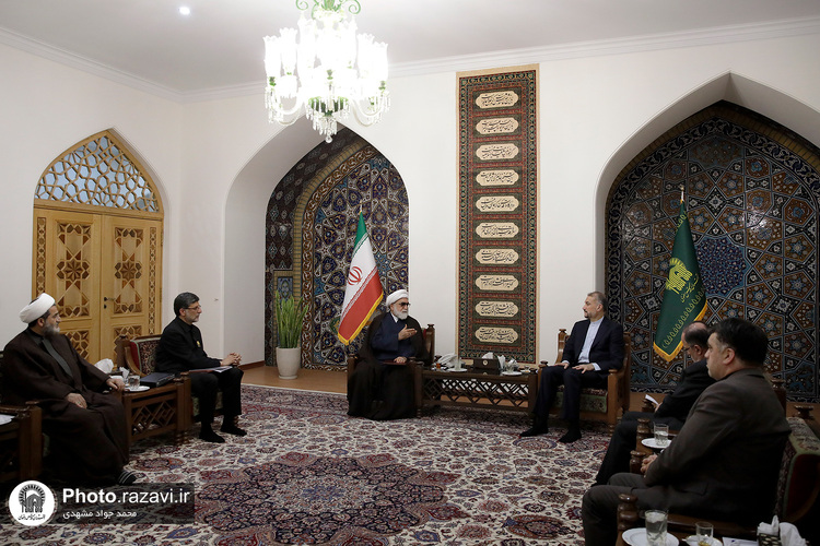 دیدار وزیر امور خارجه با تولیت آستان قدس رضوی