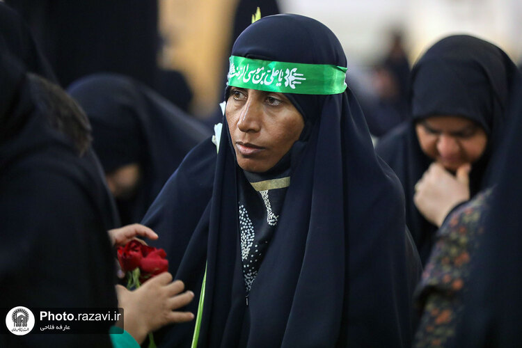 سوگواره زنان نوغان