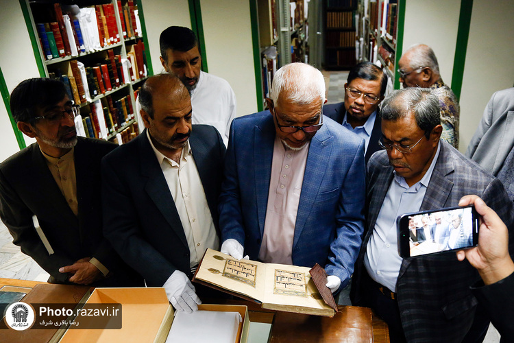 بازدید مدیران بنیاد بین المللی قرآنی رستو مالزی از فعالیت‌های فرهنگی آستان قدس رضوی