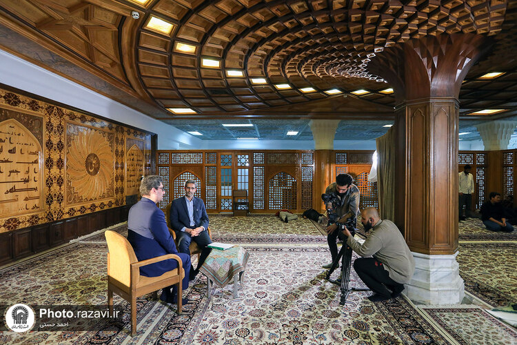 مصاحبه تصویری با معاون کتابخانه‌های سازمان کتابخانه‌ها، موزه‌ها و مرکز اسناد آستان قدس رضوی